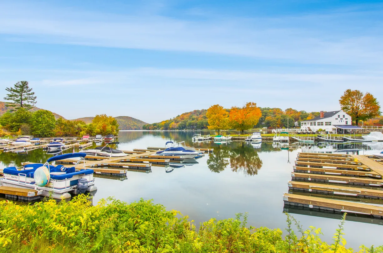 Greenwich Real Estate | View 16 Hayestown Road, A403 | Listing