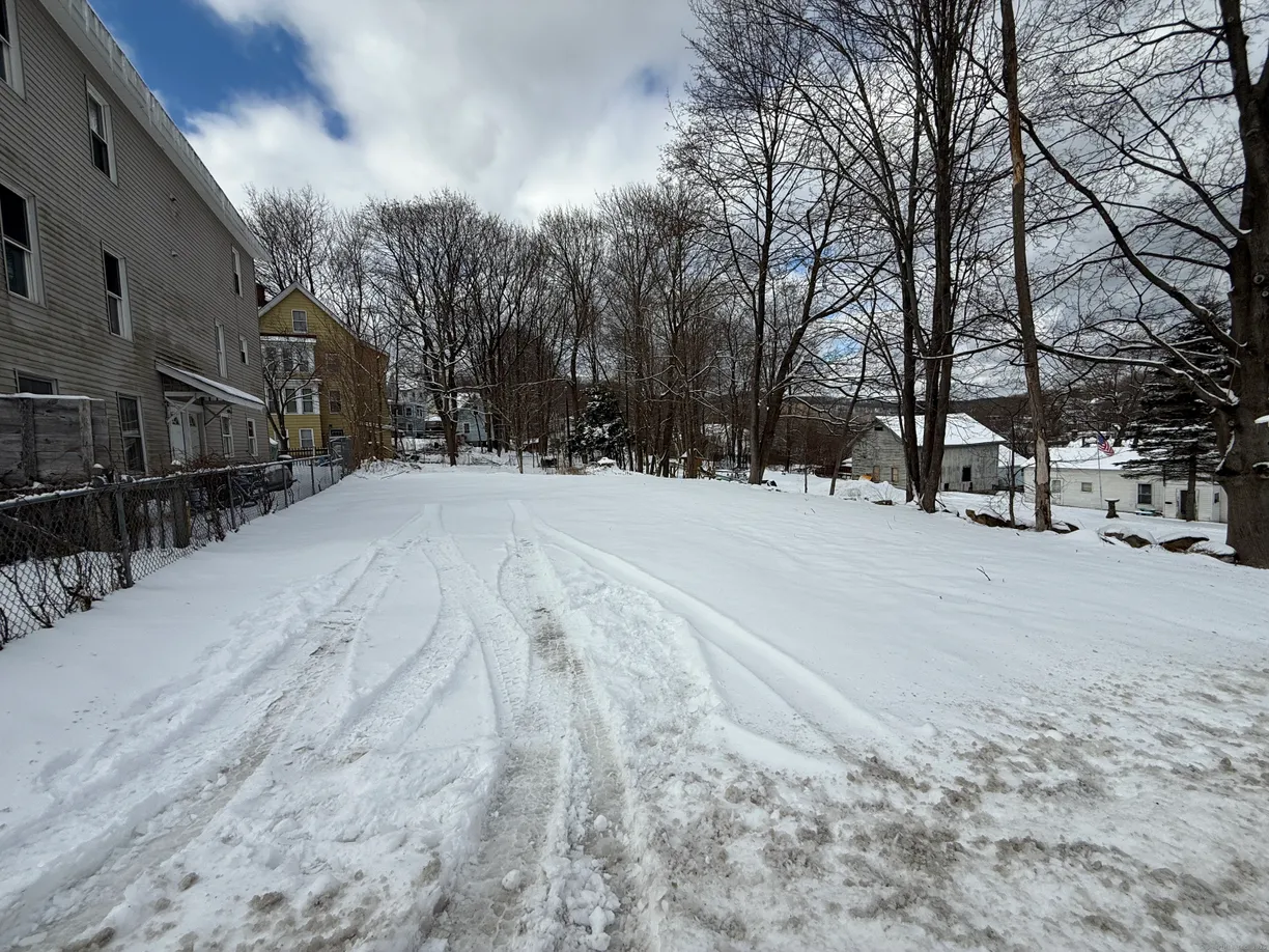 Greenwich Real Estate | View 48 Bridge Street