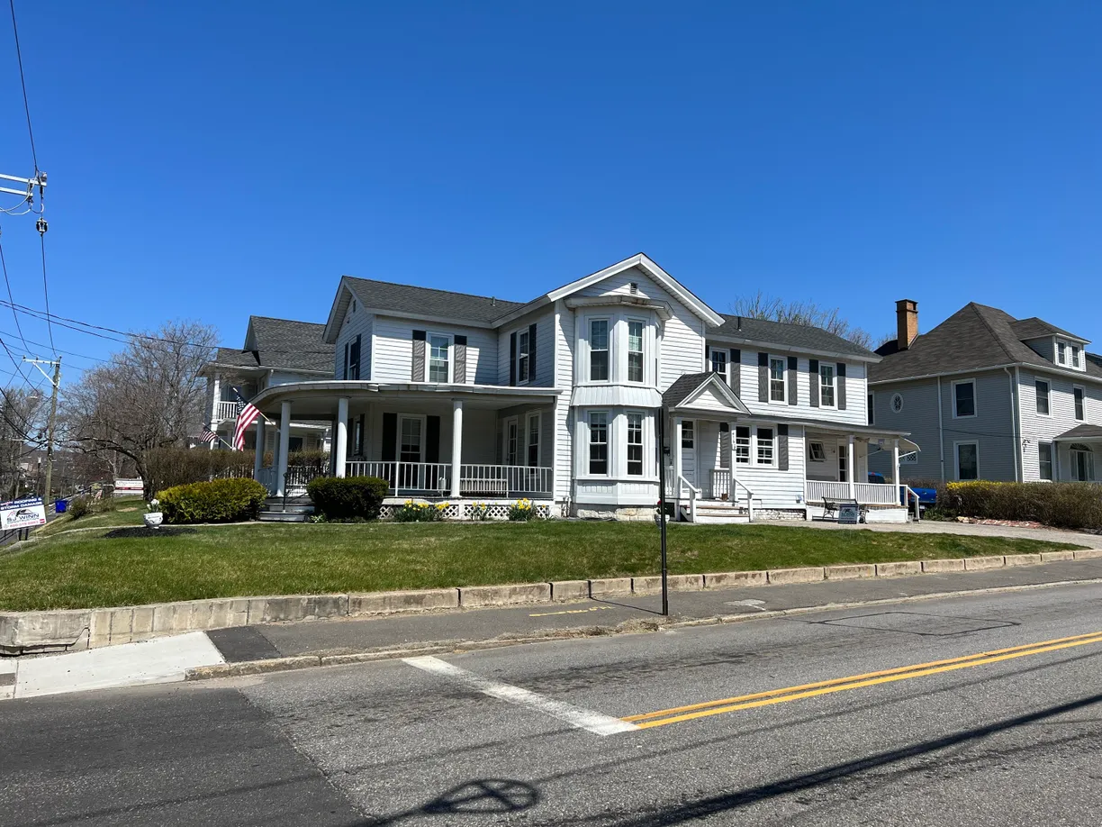 Greenwich Real Estate | View 416 Prospect Street | 2 Beds, 1 Bath