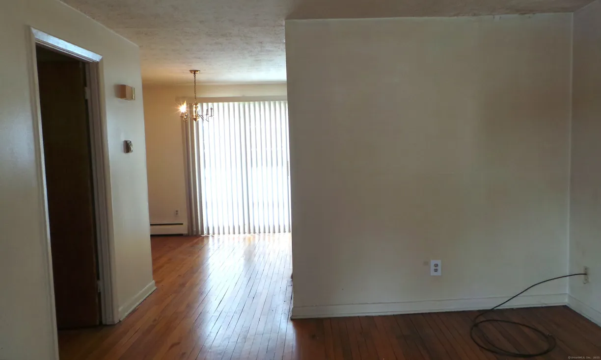 Greenwich Real Estate | View 280 Capen Street, 28 | Listing