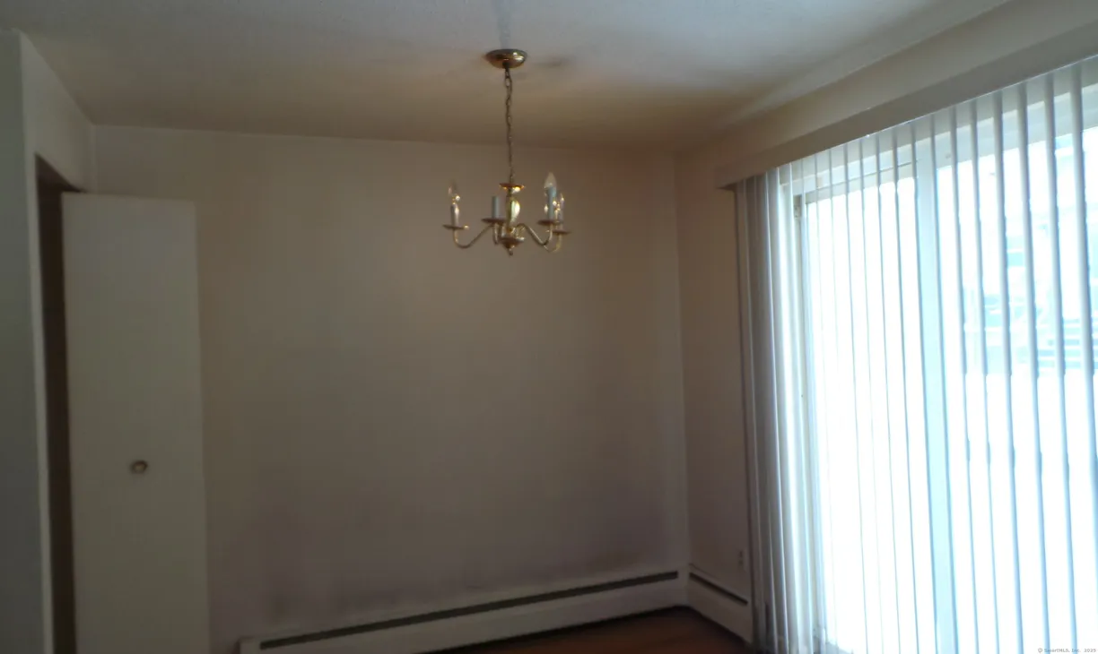 Greenwich Real Estate | View 280 Capen Street, 28 | Listing
