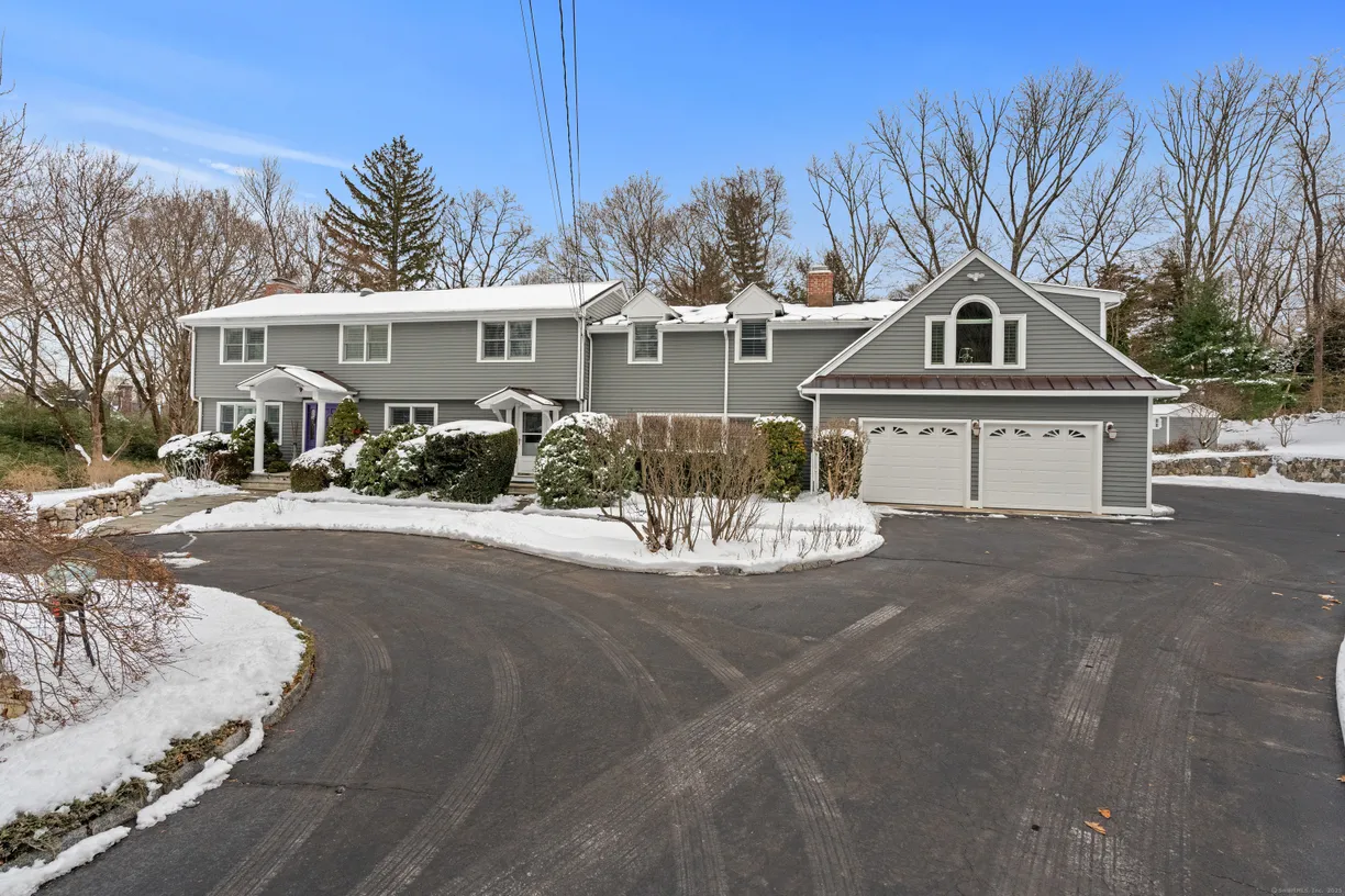Greenwich Real Estate | View 38 Tommys Lane | Listing
