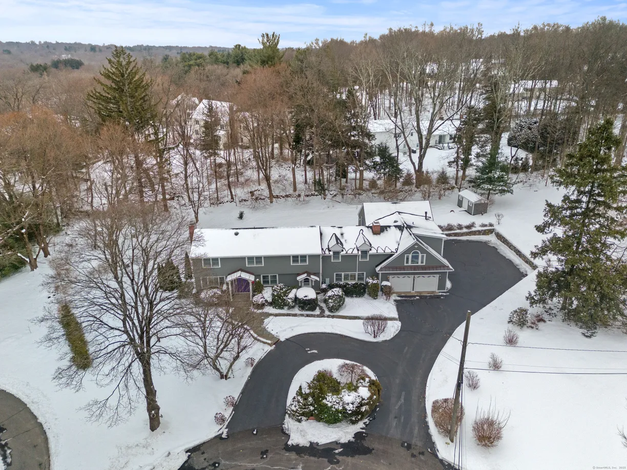 Greenwich Real Estate | View 38 Tommys Lane | Listing