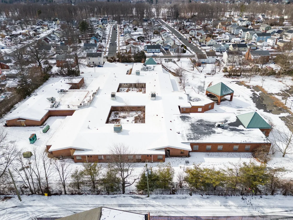 Greenwich Real Estate | View 210 George Street | Listing
