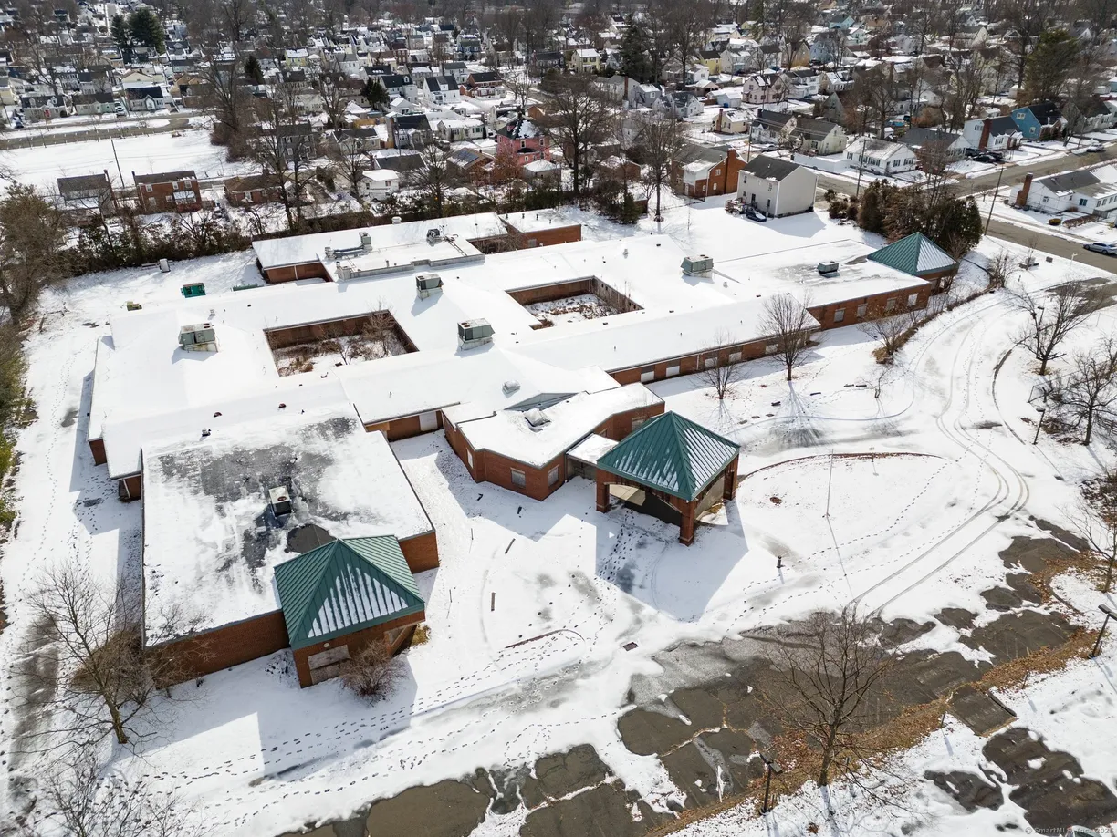 Greenwich Real Estate | View 210 George Street | Listing