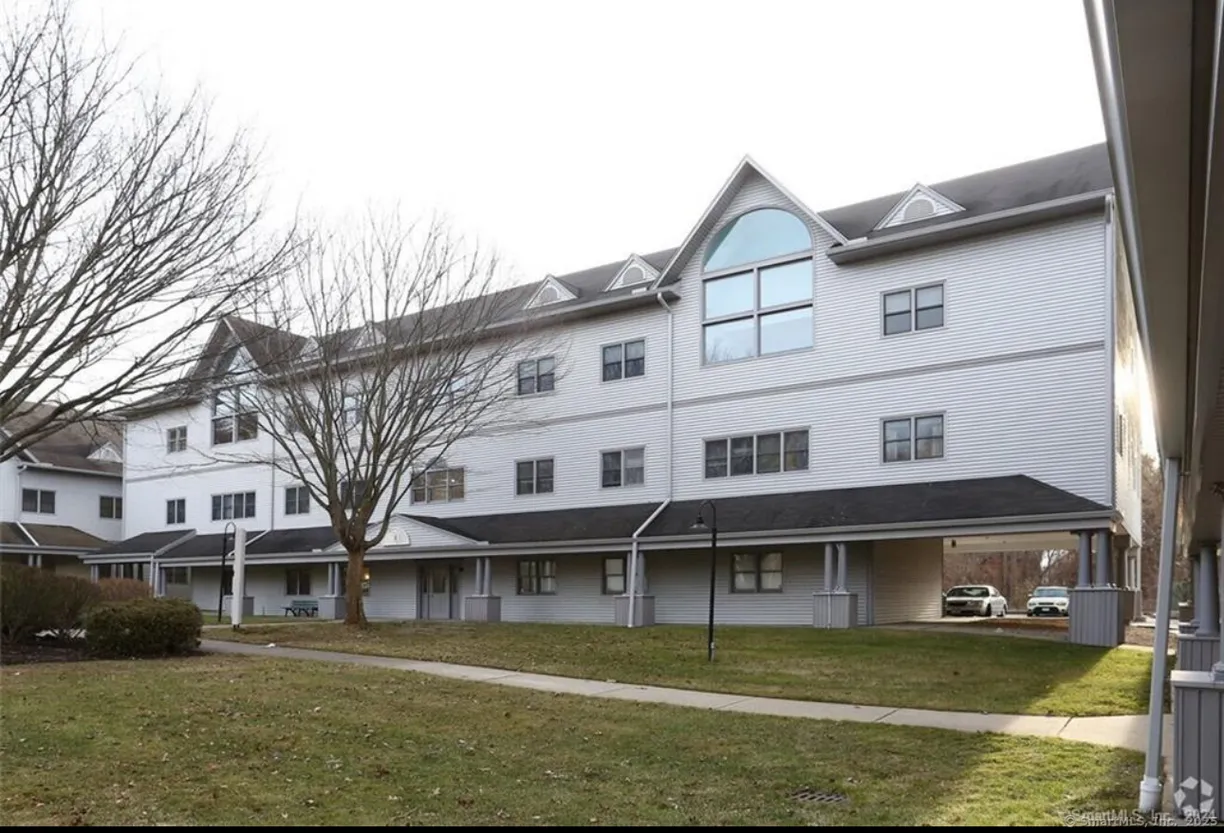 Greenwich Real Estate | View 420 East Main Street | Listing