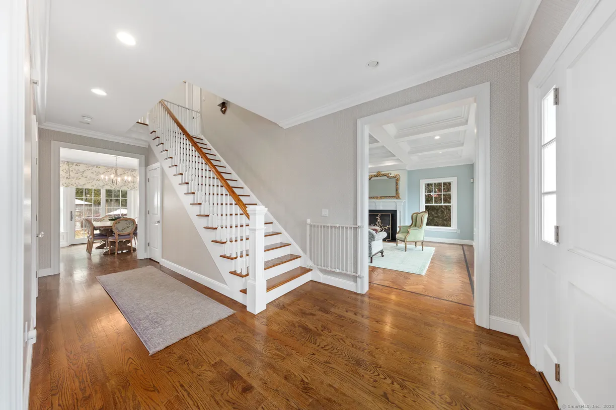 Greenwich Real Estate | View 15 Gardiner Street | Listing