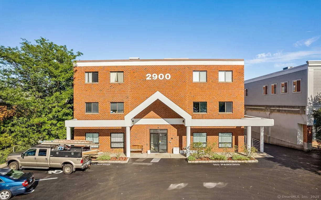 Greenwich Real Estate | View 2900 Main Street