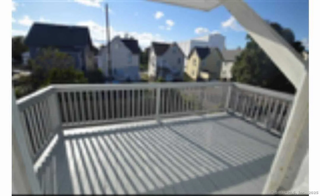 Greenwich Real Estate | View 493 Carroll Avenue | Listing