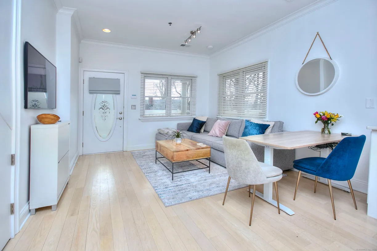 Greenwich Real Estate | View 20 Cross Street, 10 | Listing