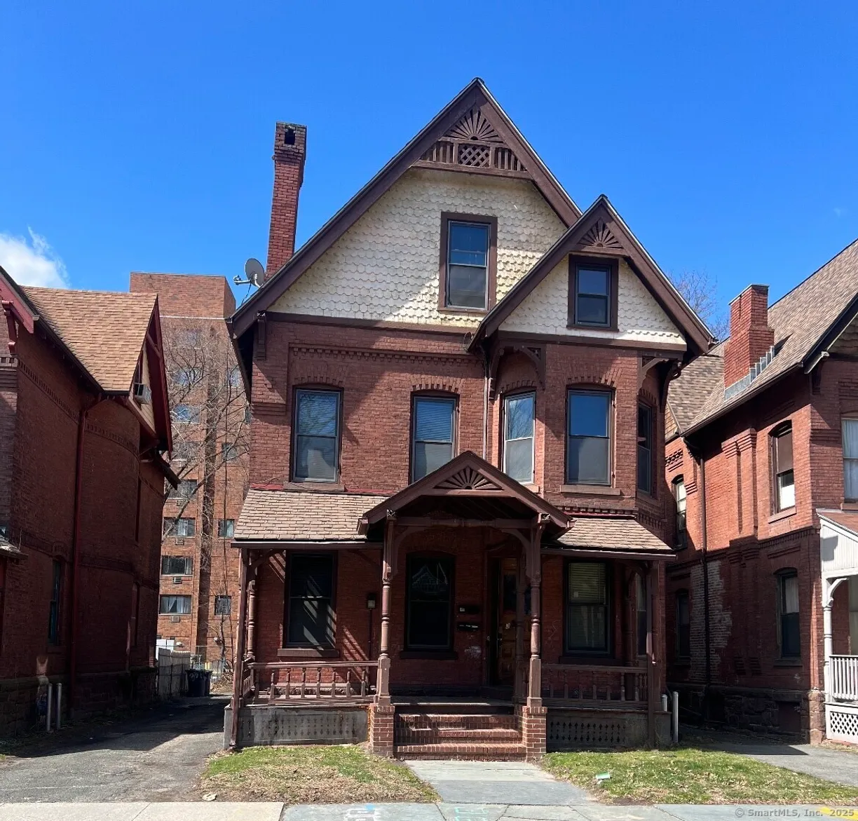 Greenwich Real Estate | View 337 Laurel Street | Listing