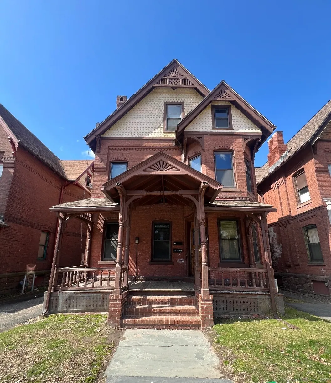 Greenwich Real Estate | View 337 Laurel Street | Listing