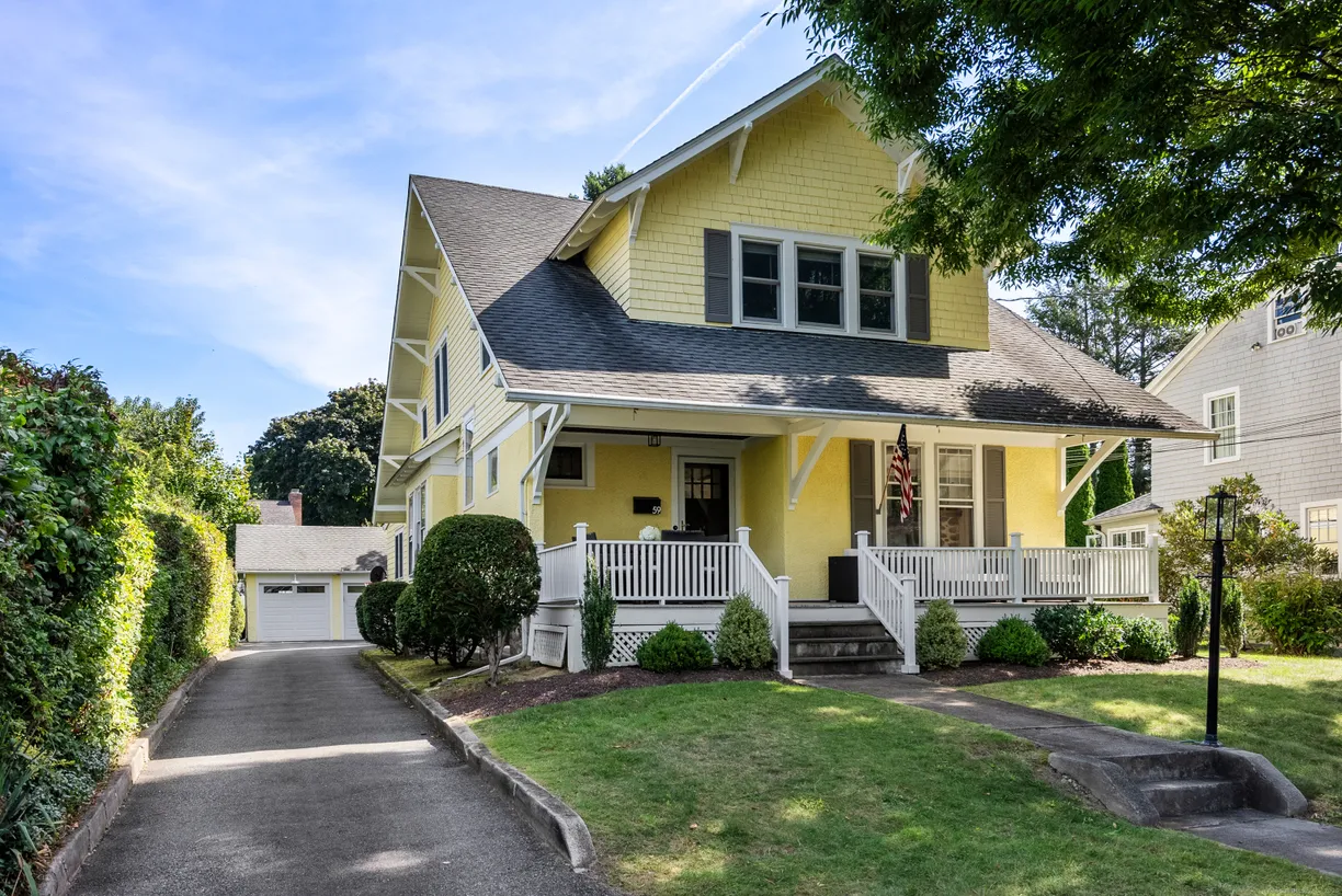 Greenwich Real Estate | View 59 Fairmount Terrace | 5 Beds, 2 Baths