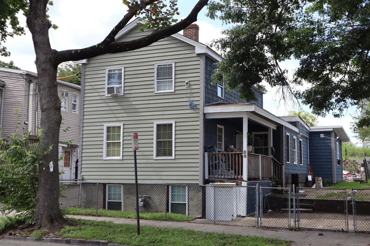 Greenwich Real Estate | View 89 Lombard Street | 3 Beds, 2 Baths