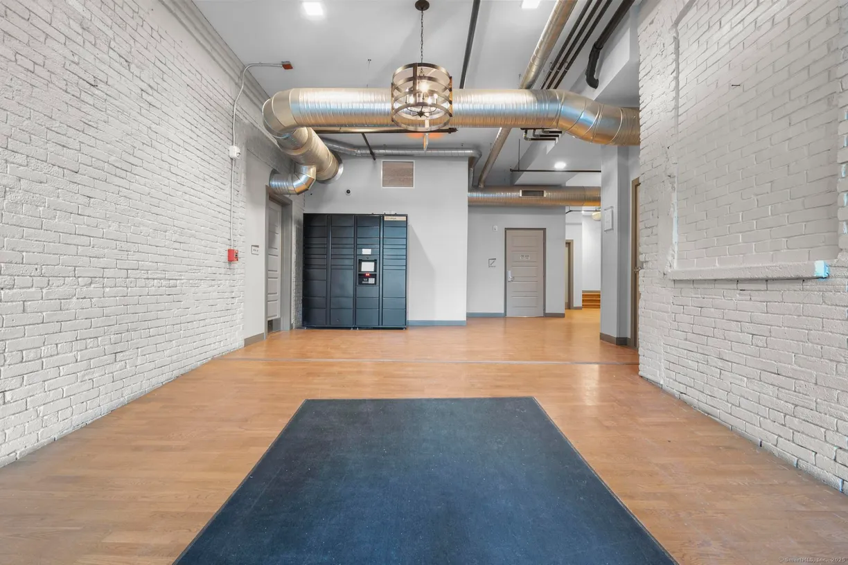 Greenwich Real Estate | View 111 Allyn Street | Listing