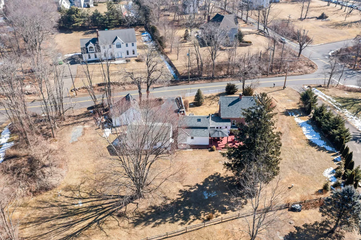 Greenwich Real Estate | View 6 Maple Avenue | Listing