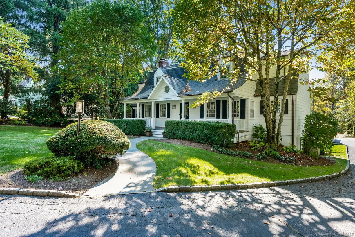 Greenwich Real Estate | View 2101 Burr Street | Listing