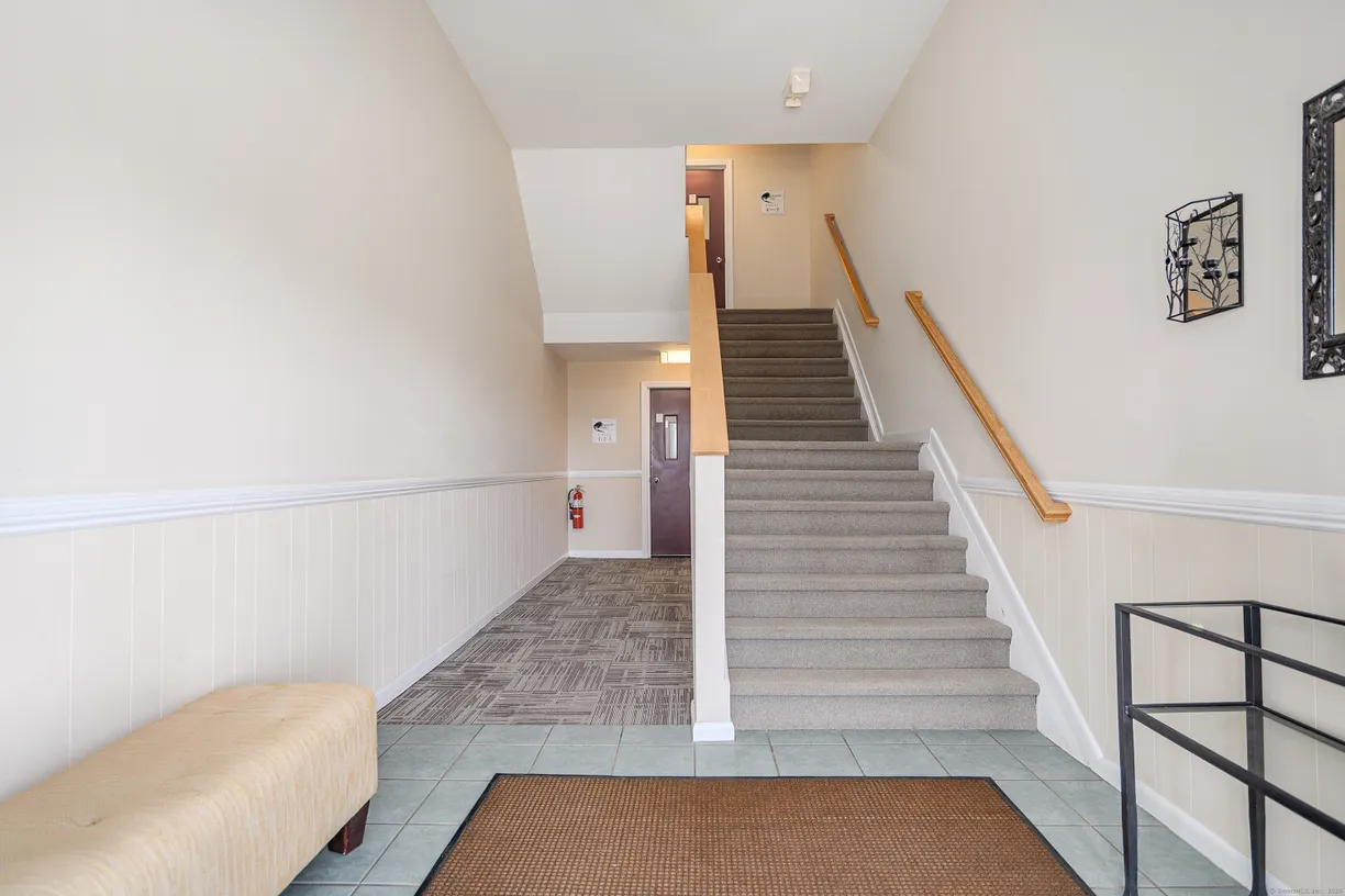 Greenwich Real Estate | View 17 Fordyce Court, APT 2 | Listing