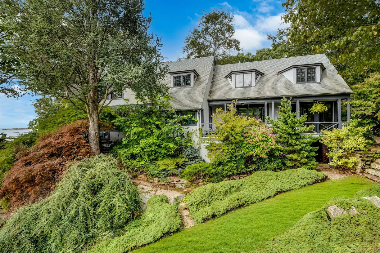 Greenwich Real Estate | View 8 Killams Point | Listing