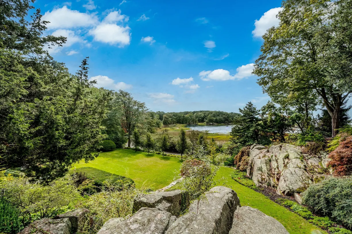 Greenwich Real Estate | View 8 Killams Point | Listing