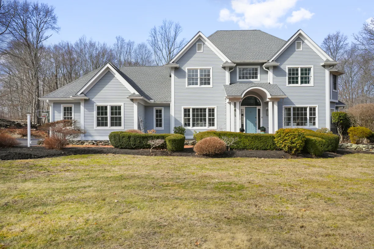 Greenwich Real Estate | View 2 Timber Lane | 4 Beds, 3 Baths