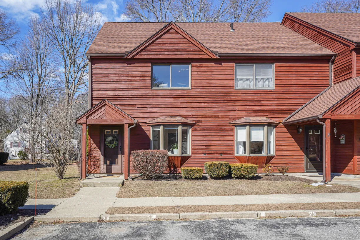 Greenwich Real Estate | View 24 Wyndham Landing, 24 | 2 Beds, 1 Bath