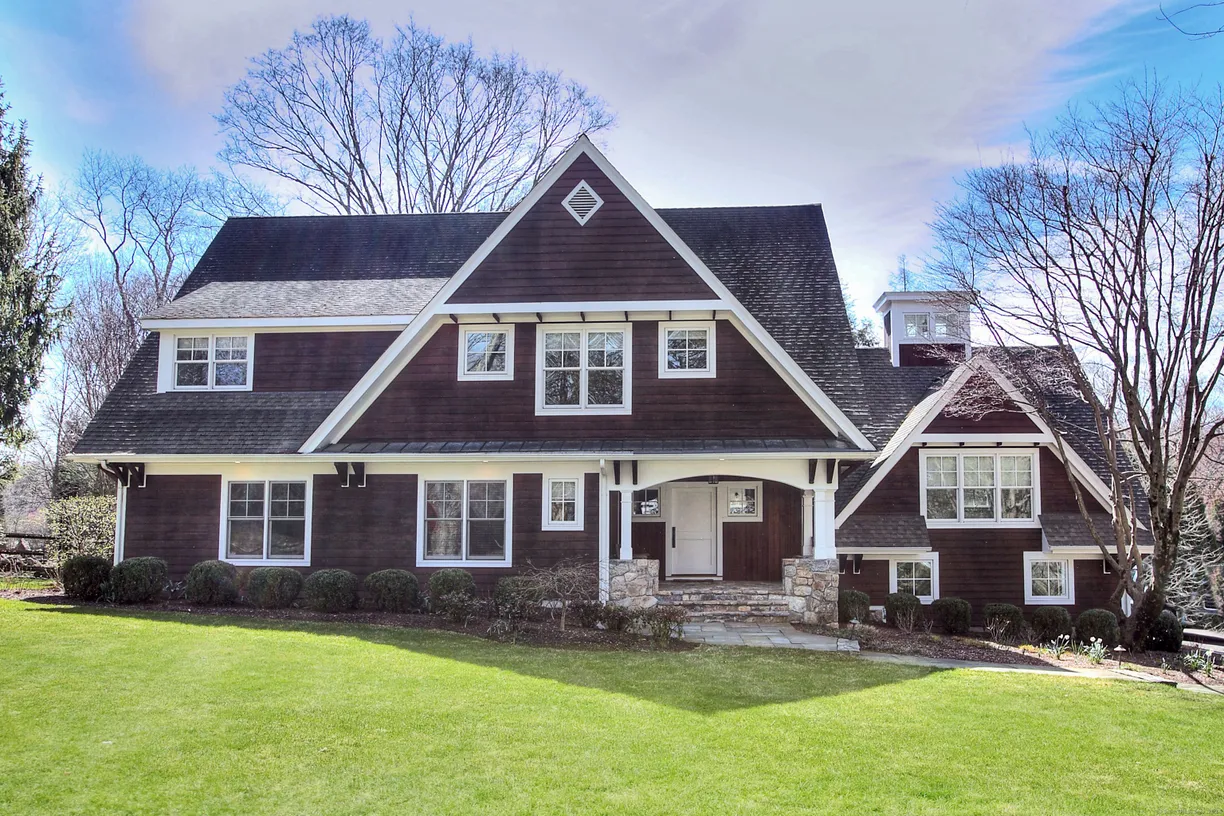 Greenwich Real Estate | View 6 Lantern Hill Road | 4 Beds, 3 Baths