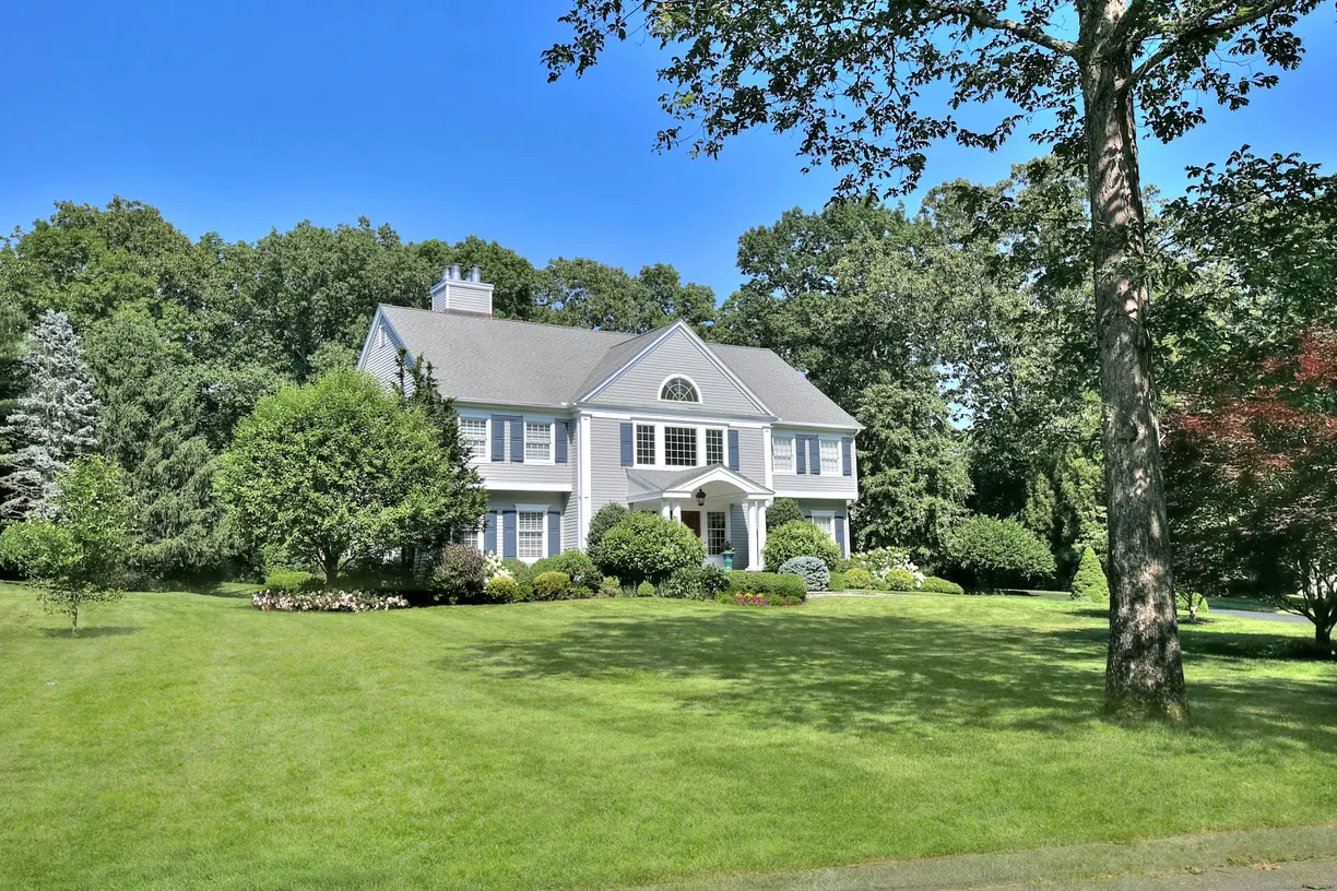 Greenwich Real Estate | View 7 McMahon Lane | Listing