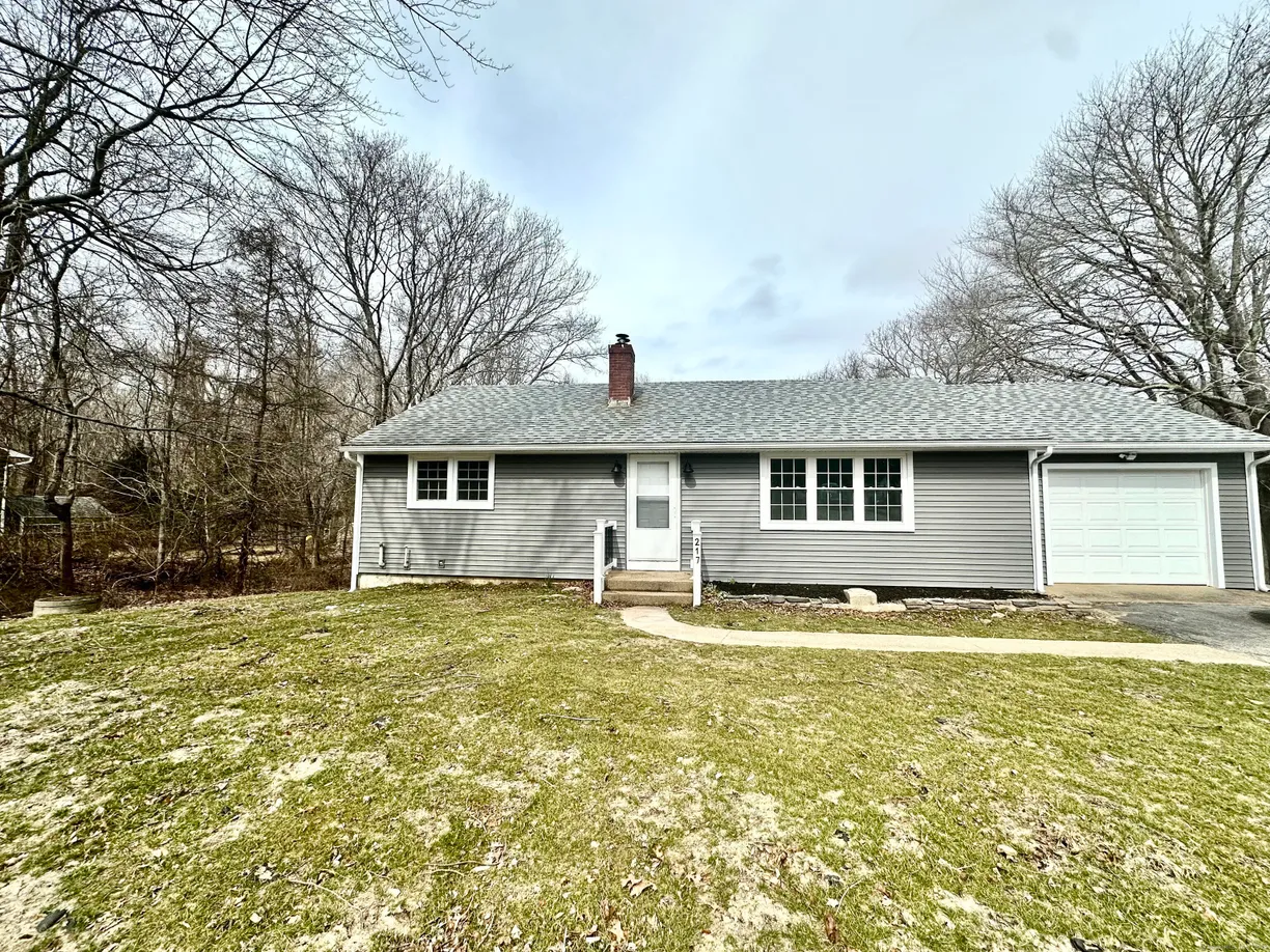Greenwich Real Estate | View 217 Moxley Road | 3 Beds, 1 Bath