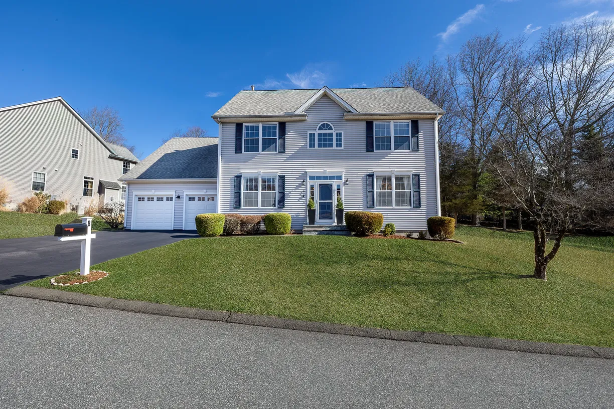 Greenwich Real Estate | View 8 Aspetuck Lane | Listing