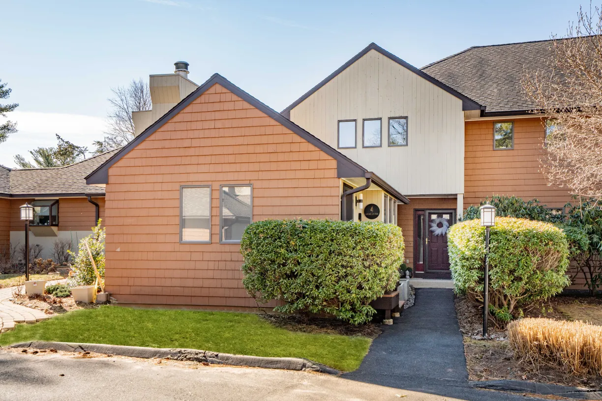 Greenwich Real Estate | View 4 Kensington Park, 4 | 3 Beds, 3 Baths