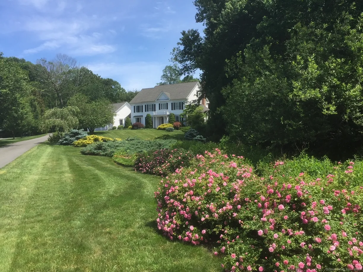 Greenwich Real Estate | View 36 Manzoni Farm Drive | Listing