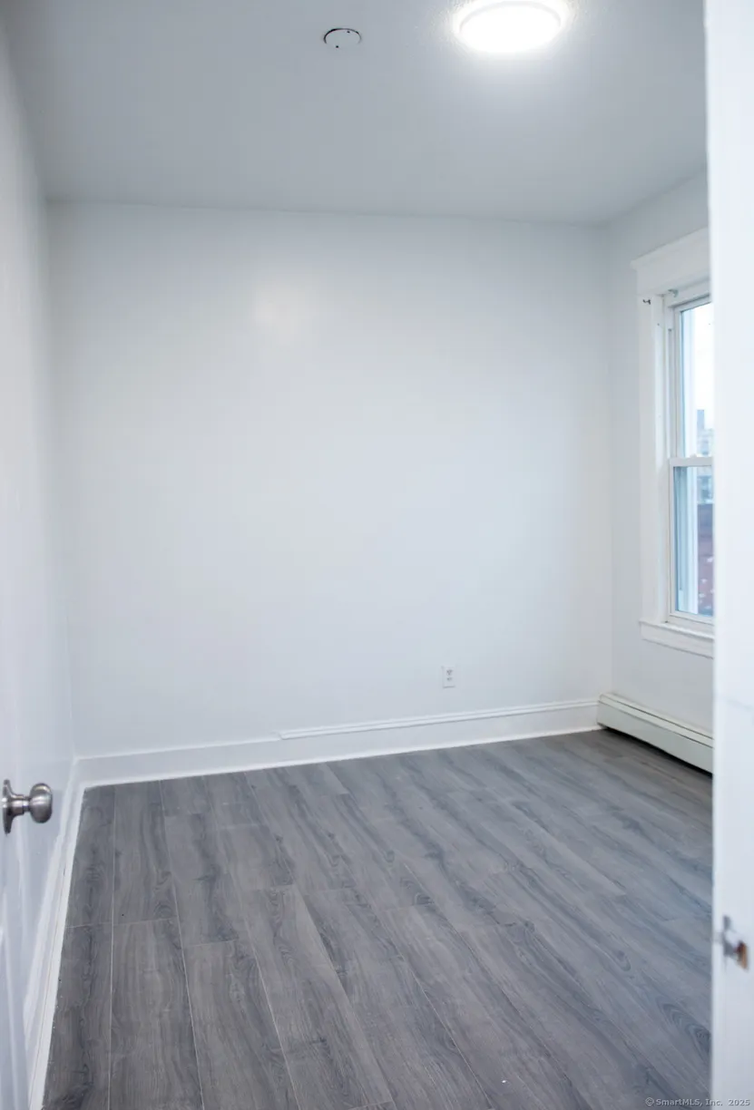 Greenwich Real Estate | View 167 Scranton Street, 3 | Listing