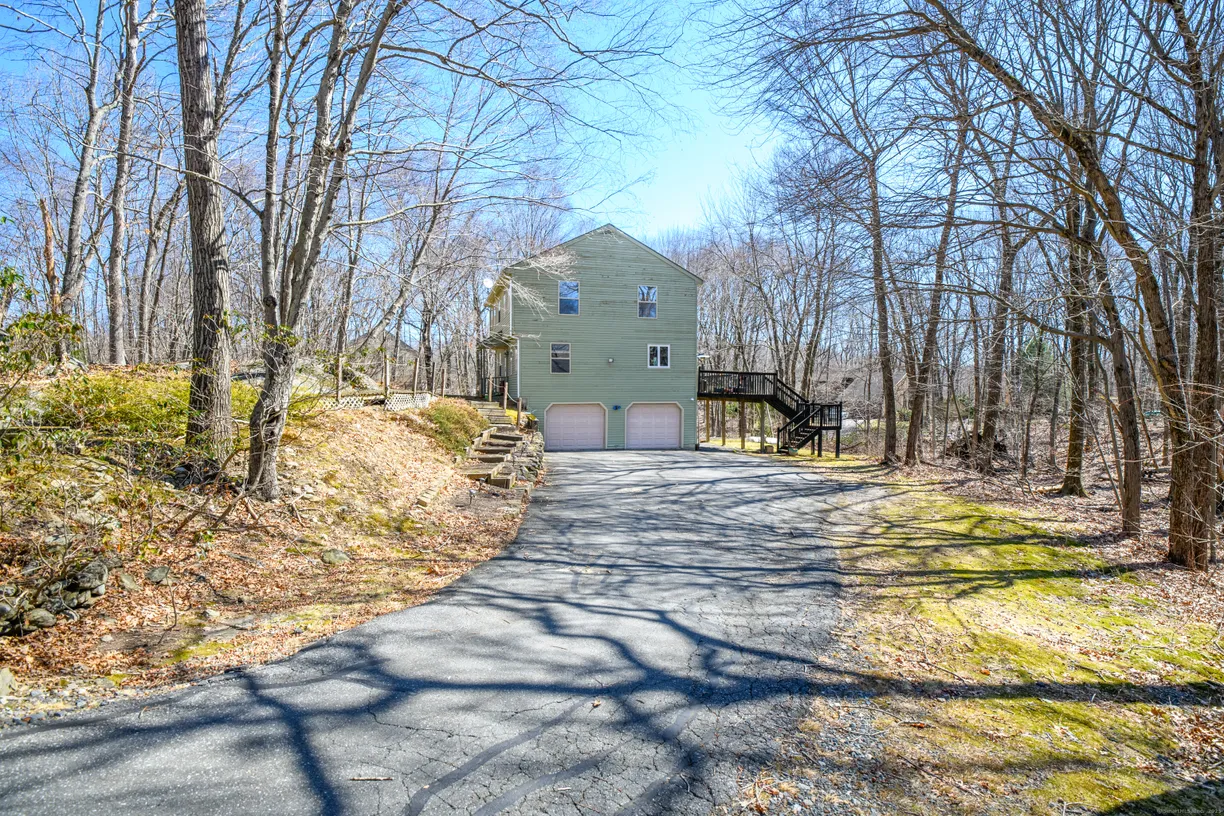 Greenwich Real Estate | View 12 Beacon Hill Boulevard | Listing