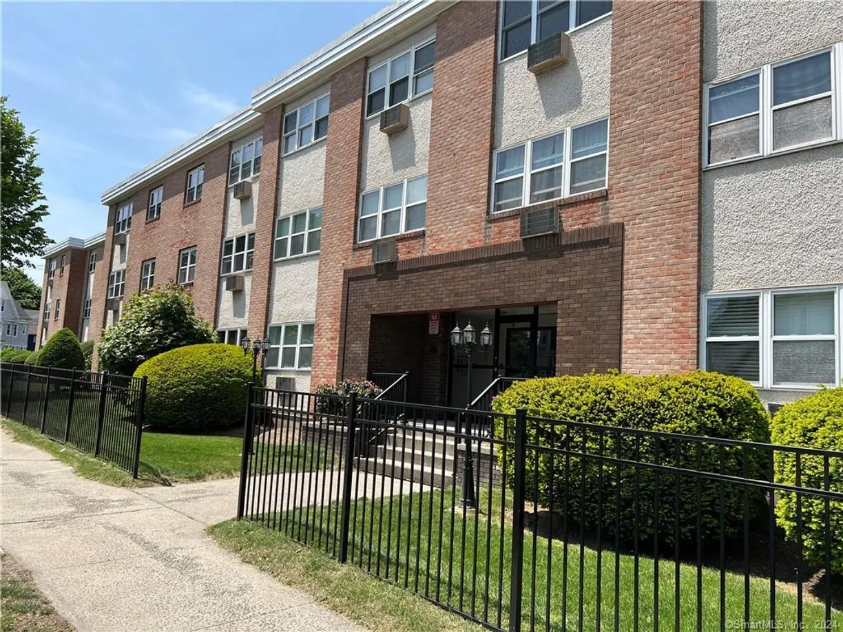 Greenwich Real Estate | View 45 Monroe Street, C14 | Listing
