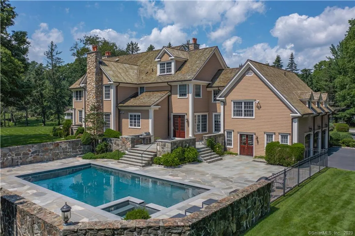 Greenwich Real Estate | View 5 Boxwood Lane | Listing