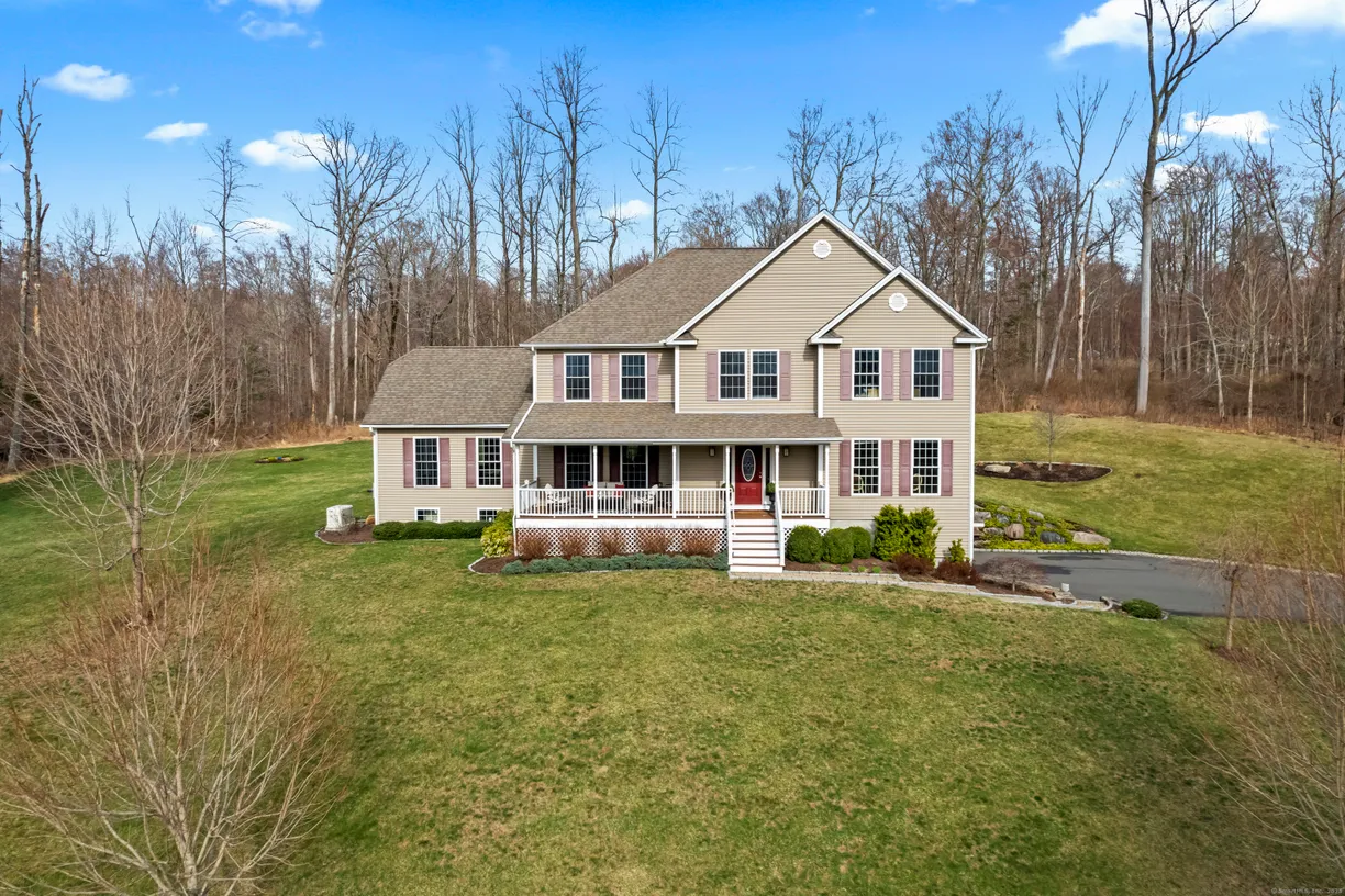 Greenwich Real Estate | View 16 Anthony Ridge Road | 4 Beds, 2 Baths