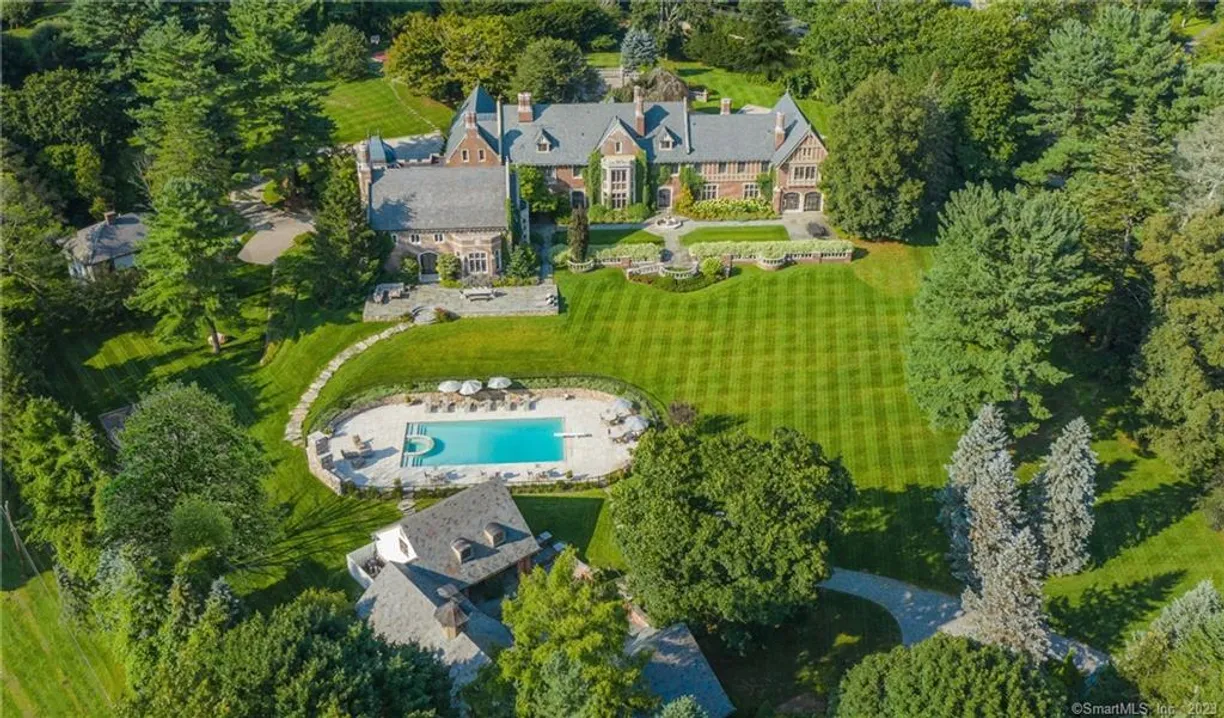 Greenwich Real Estate | View 544 Oenoke Ridge | Listing