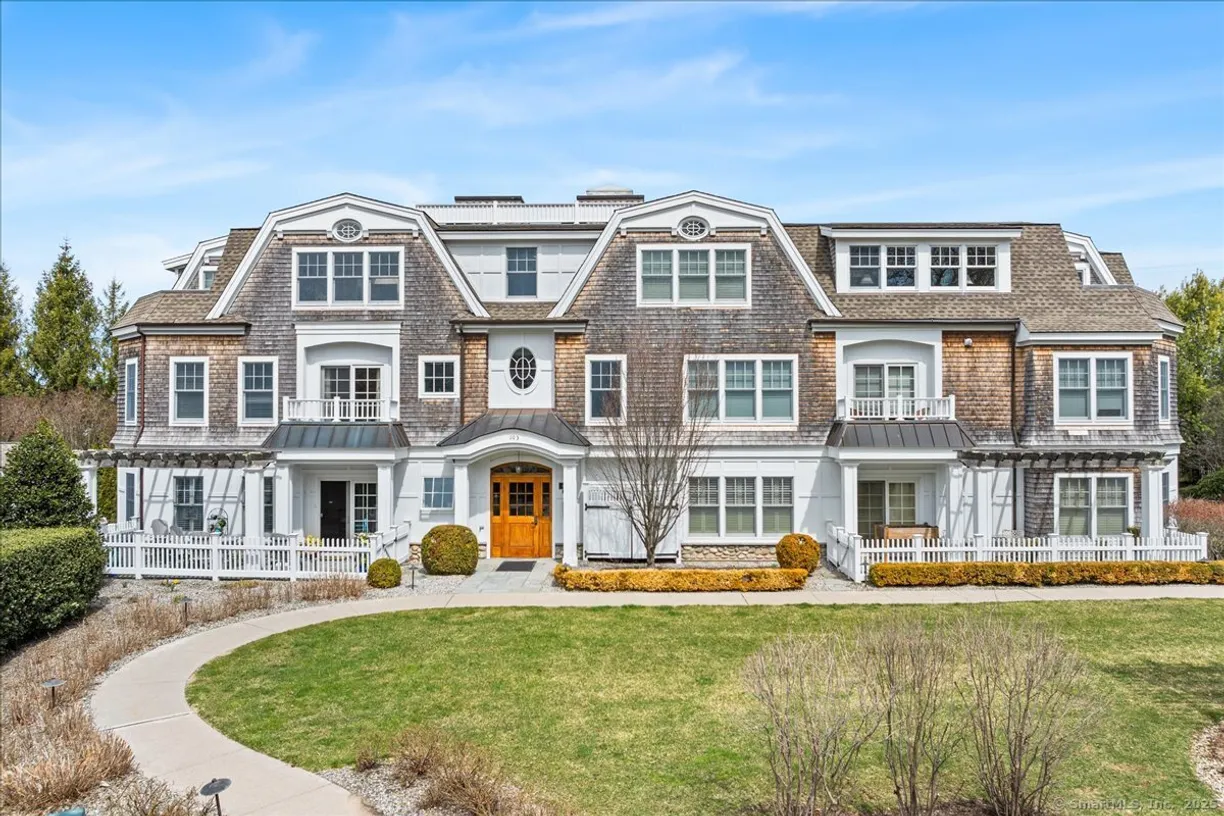 Greenwich Real Estate | View 103 Main Street, 1201 | 3 Beds, 2 Baths