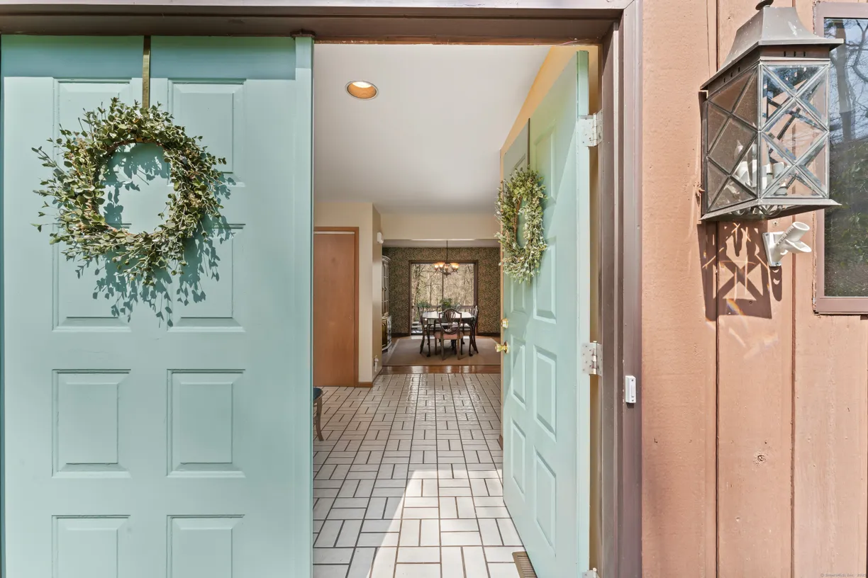 Greenwich Real Estate | View 77 Blackberry Drive | Listing