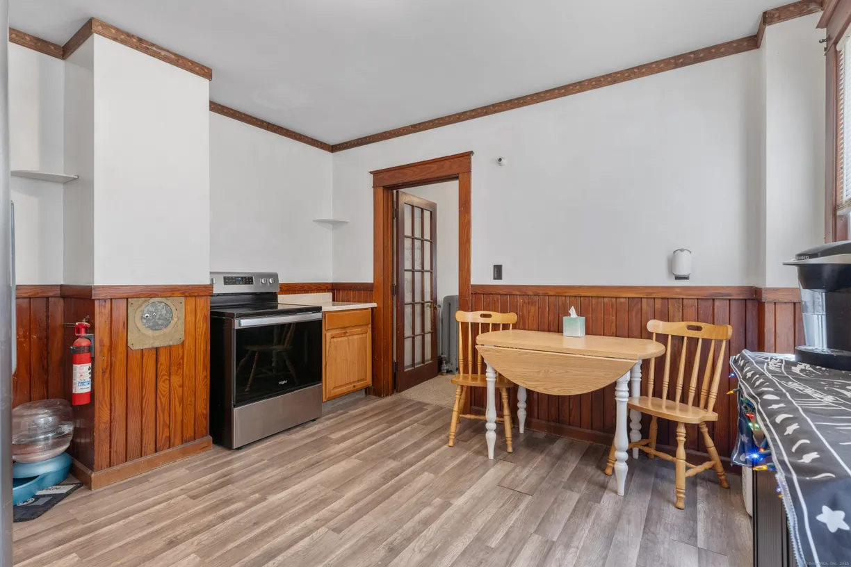 Greenwich Real Estate | View 50 Norwich Avenue | Listing