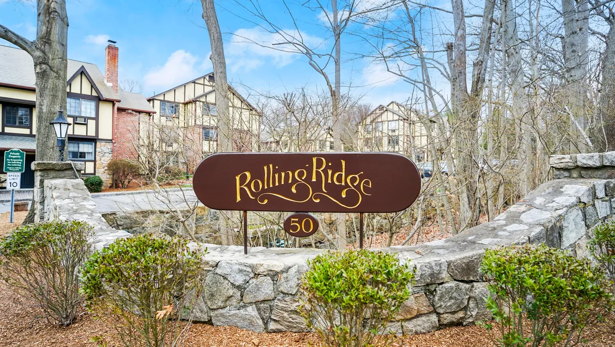 Greenwich Real Estate | View 50 Aiken Street, APT 283 | 2 Beds, 1 Bath
