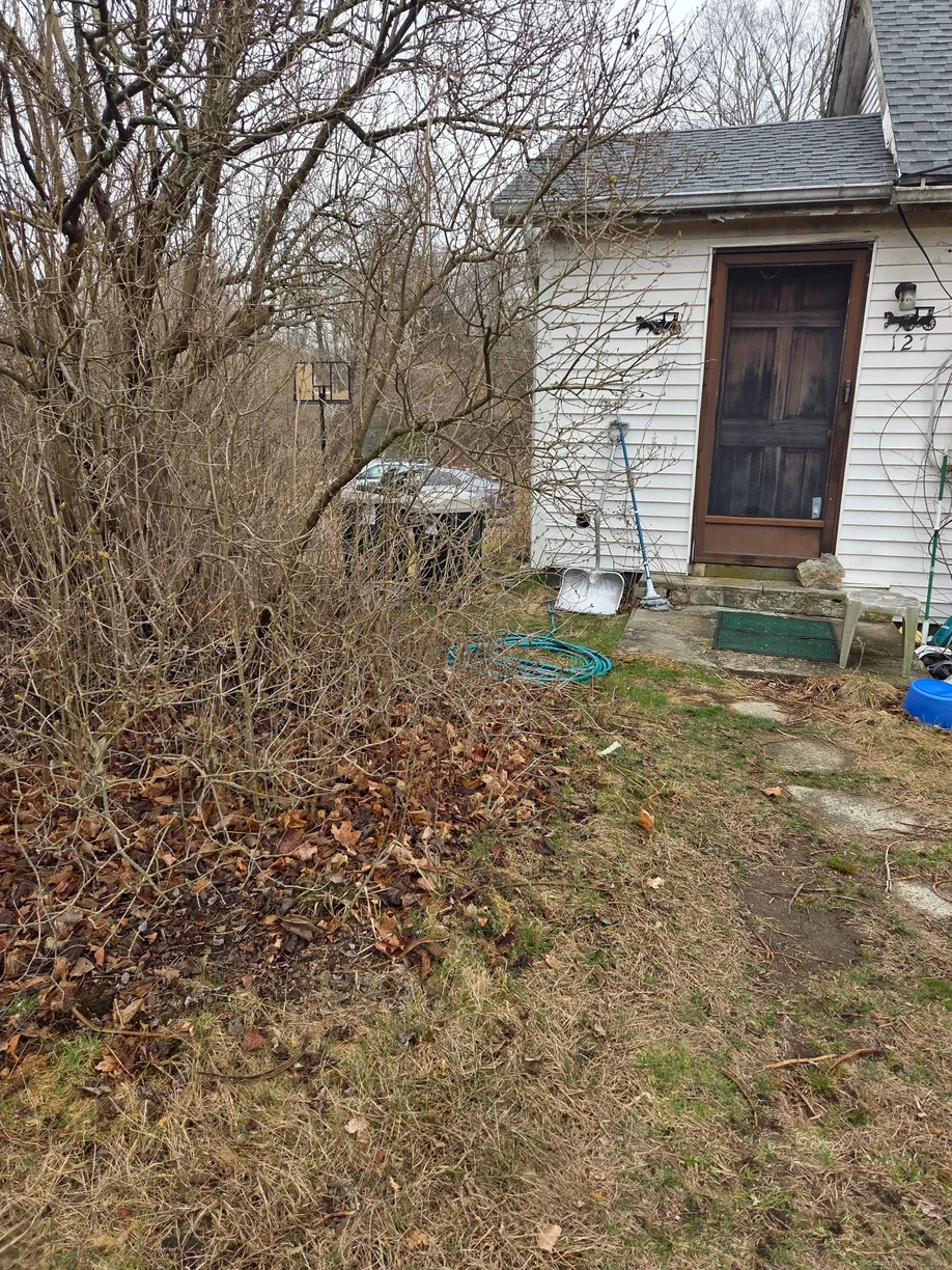 Greenwich Real Estate | View 127 Route 6 | Listing
