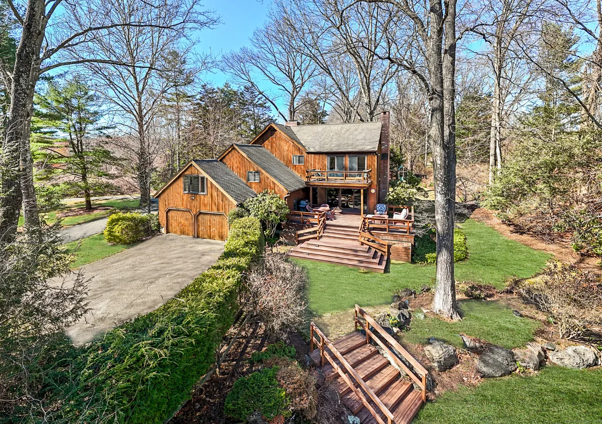 Greenwich Real Estate | View 30 Coley Drive | Listing