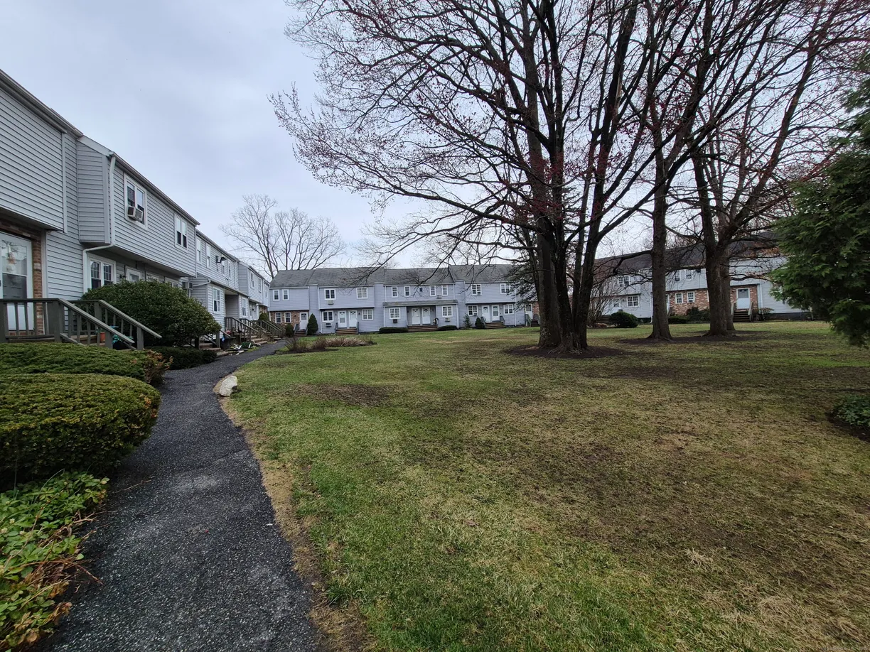 Greenwich Real Estate | View 14 Scuppo Road, F4 | Listing