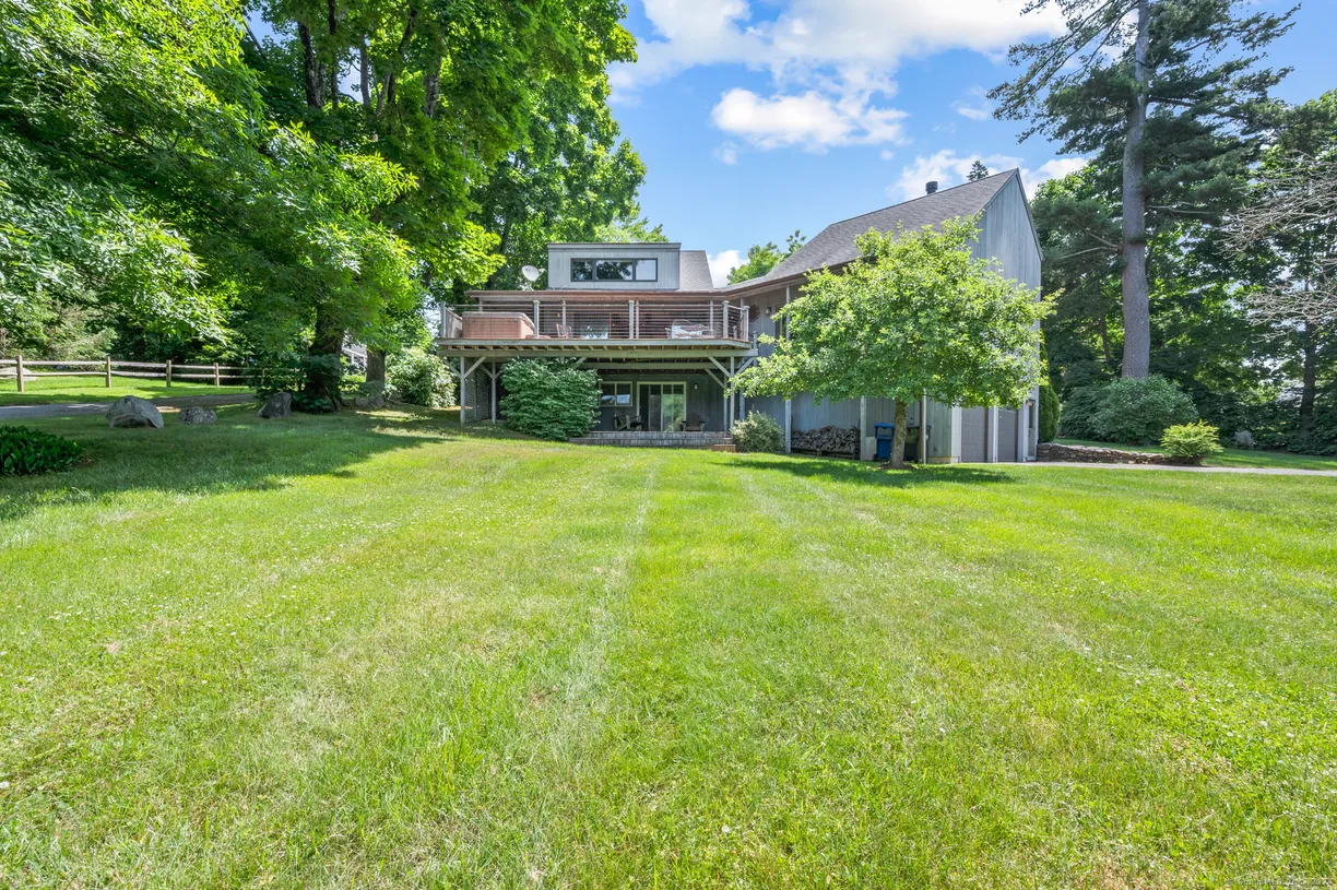 Greenwich Real Estate | View 248 Island Trail | Listing
