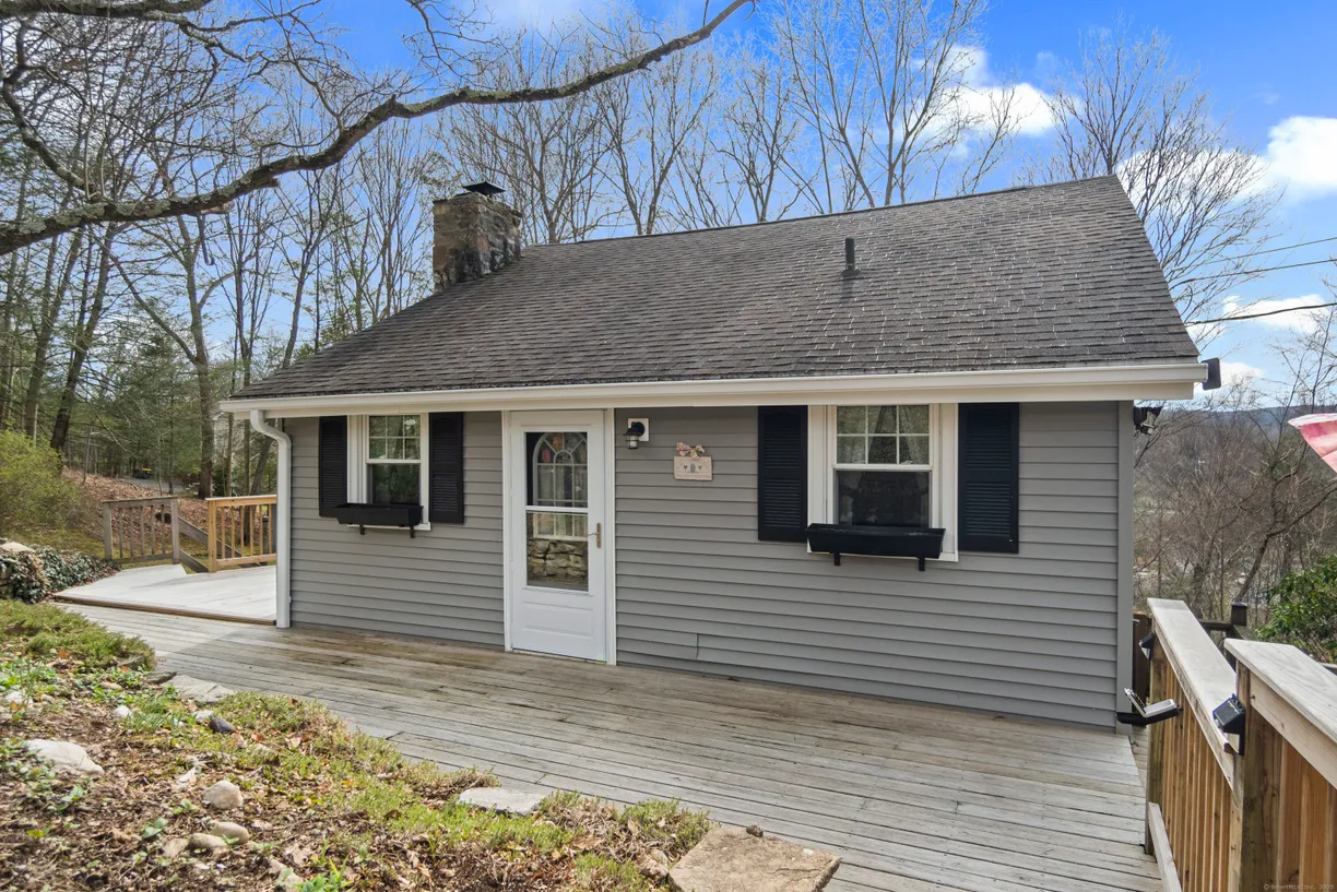 Greenwich Real Estate | View  | Listing