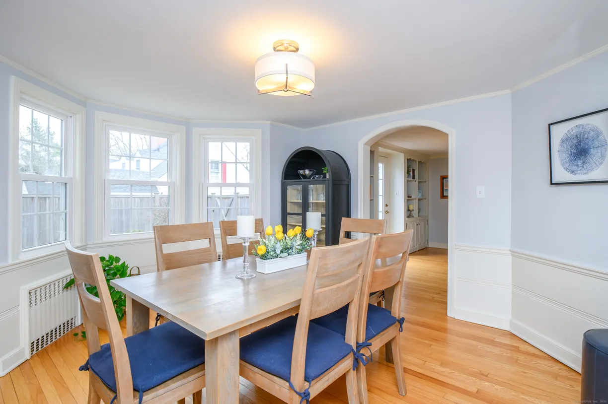 Greenwich Real Estate | View 2 High Point Lane | Listing