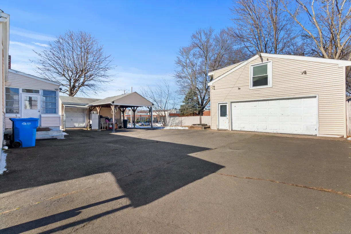 Greenwich Real Estate | View 109 Fairview Avenue | Listing