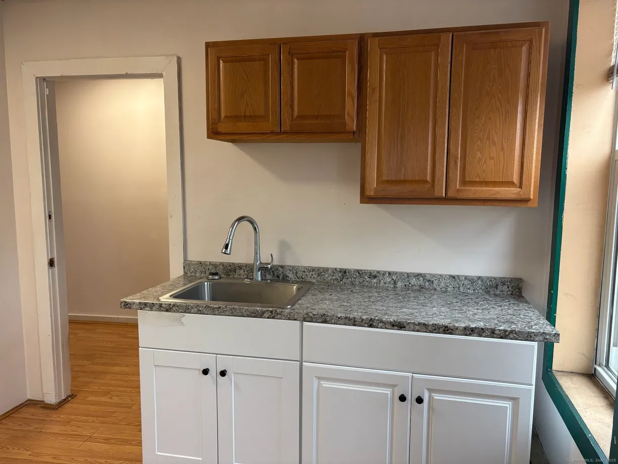 Greenwich Real Estate | View 48 Main Street | 1 Bed, 1 Bath